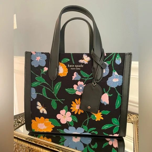 ❌On Hold Kate Spade Manhattan Floral Jacquard Small Tote - Picture 2 of 13